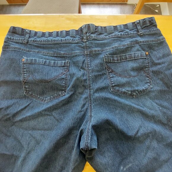 Pennington D/C Dark Wash Denim Jeans Plus Size Pull on with back pockets size 26 - Picture 4 of 12